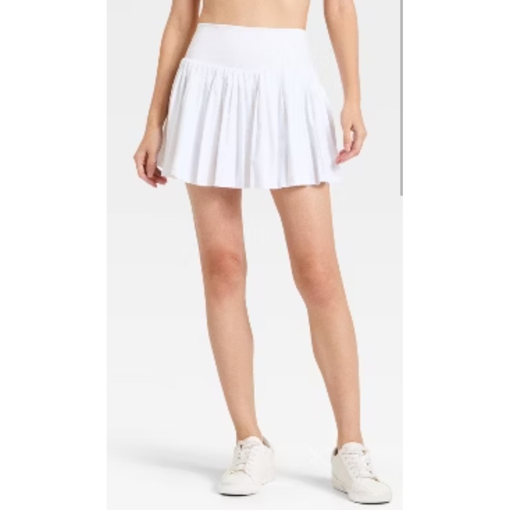 Women's All in Motion sz L White High Rise Woven Pleated Skort built in shorts